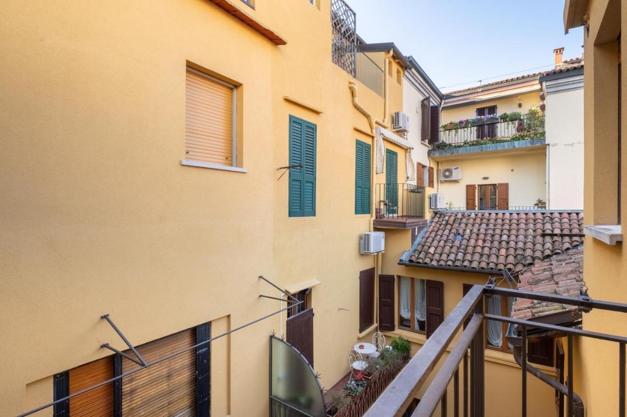 Casa Petronio Apartments Bologna Center Екстер'єр фото